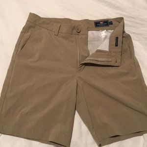 Vineyard Vines 8in Performance Short